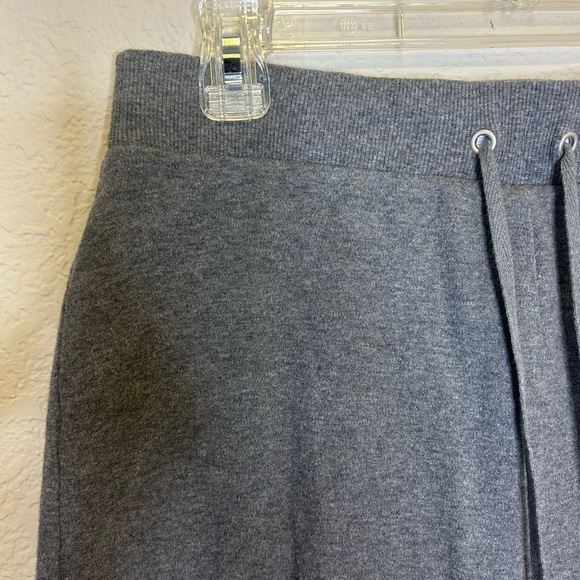 Grey Sweat skirt - Picture 3 of 5